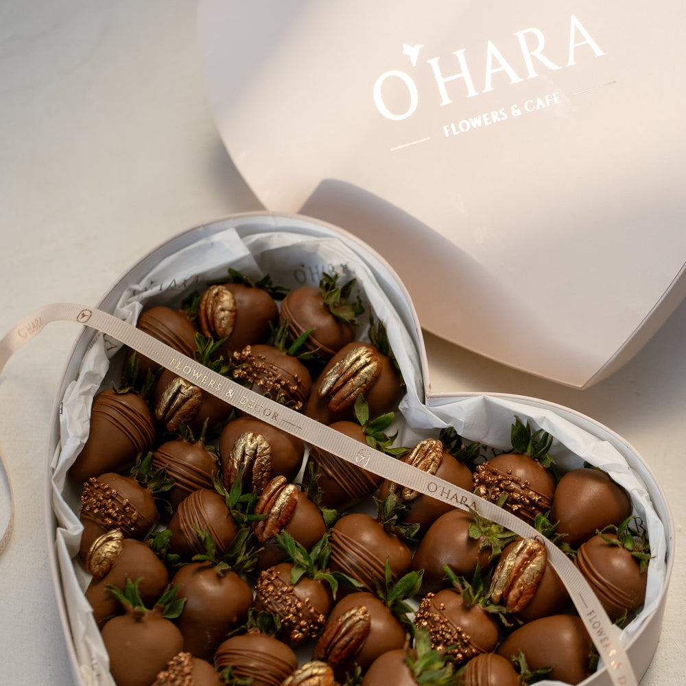 Large Heart Strawberry Box