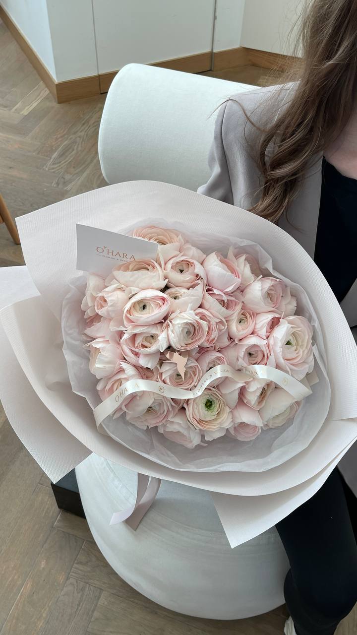 Ranunculus Mono Bouquet