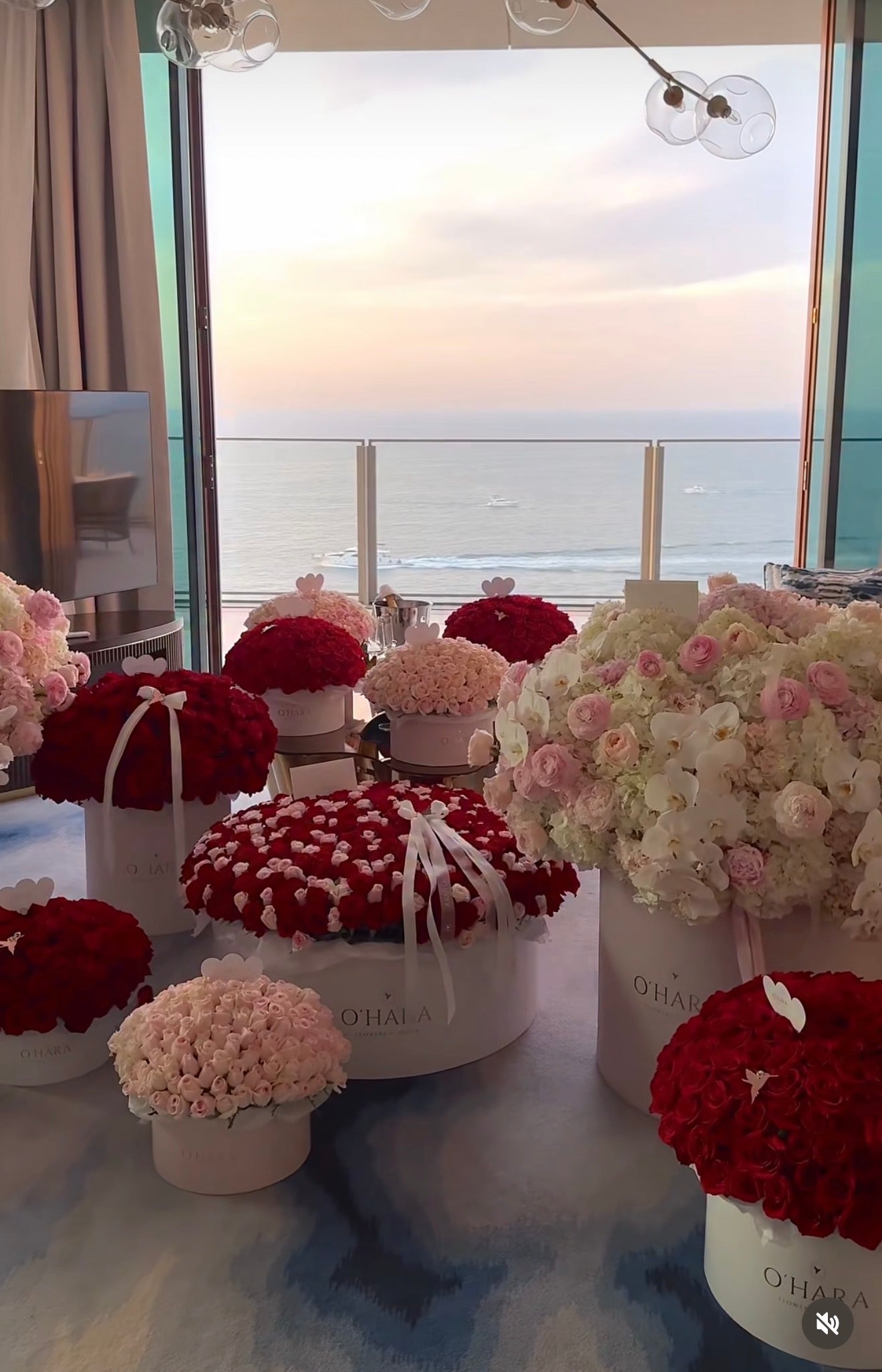 Luxury Flower Room Decoration – Premium Rose Setup with Mixed Flower Boxes