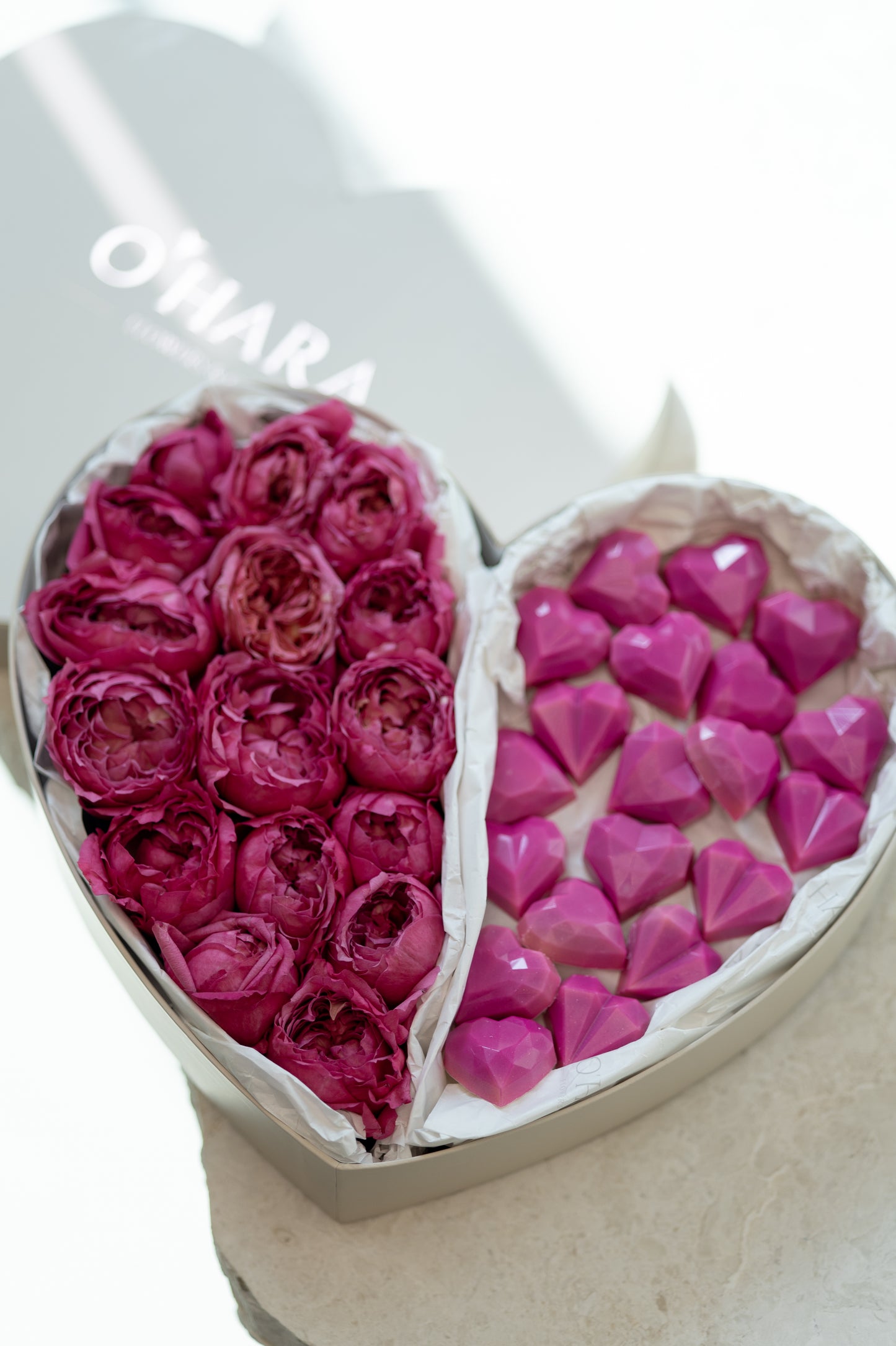 
                  
                    Heart-Shaped Bonbon Box – Handmade Chocolate & Floral Gift
                  
                